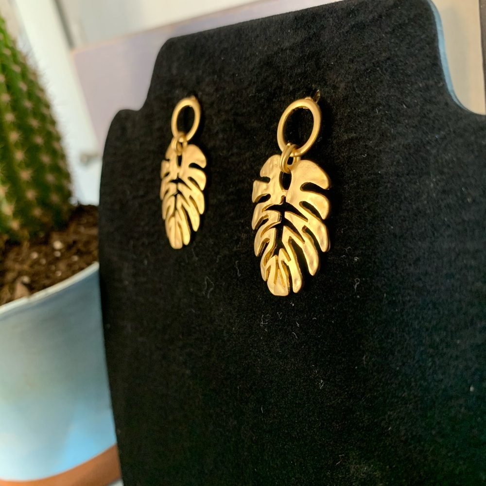 Metal plantain leaf earrings retro leaf gold - Picture 1 of 11